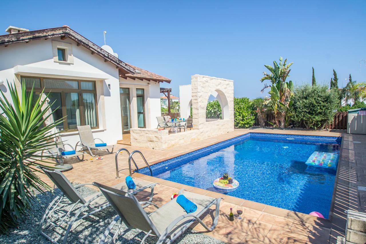 Rada'S Vacation Home Ayia Napa Exterior foto