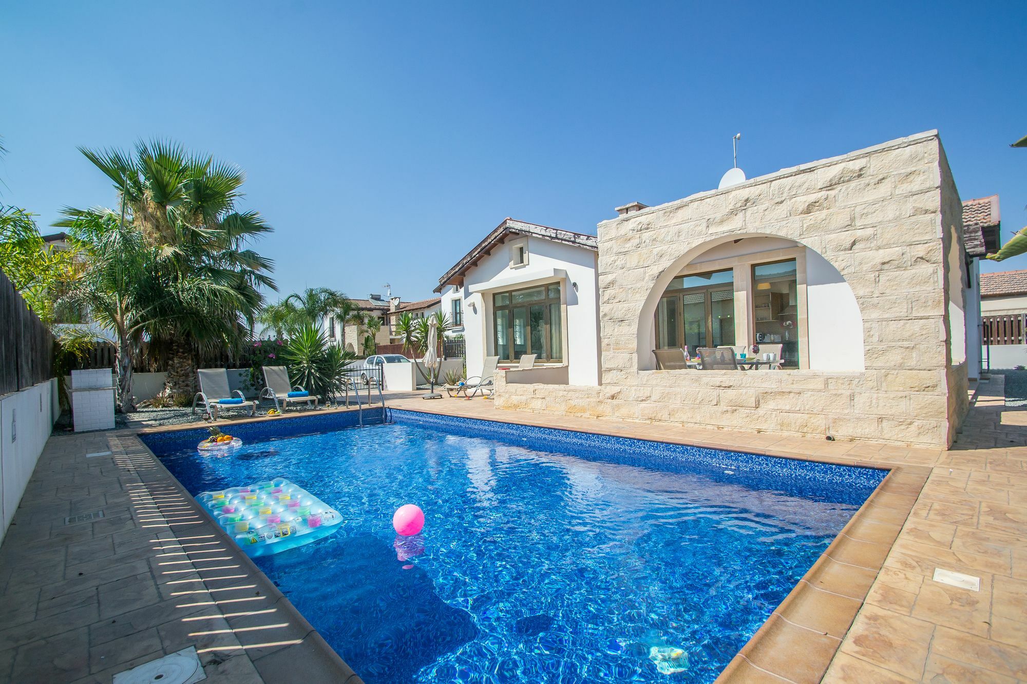 Rada'S Vacation Home Ayia Napa Exterior foto